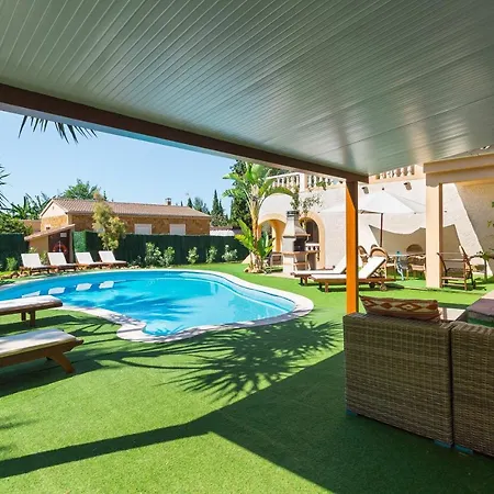 Castellet Villa